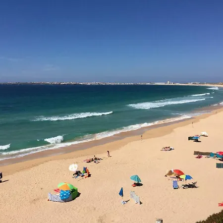 Atlantico Feriehus Peniche